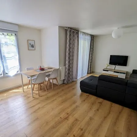 Apartment Proche Disney Bussy-Saint-Georges
